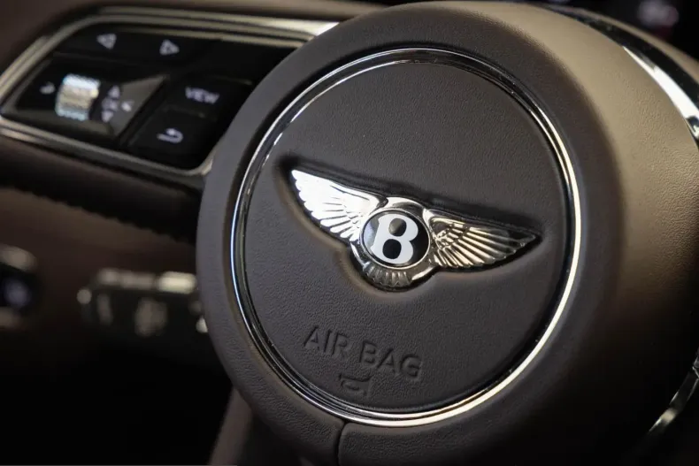 Bentley Bentayga din 2025 cu 8.900 km - oferta BEN259038 - foto 12