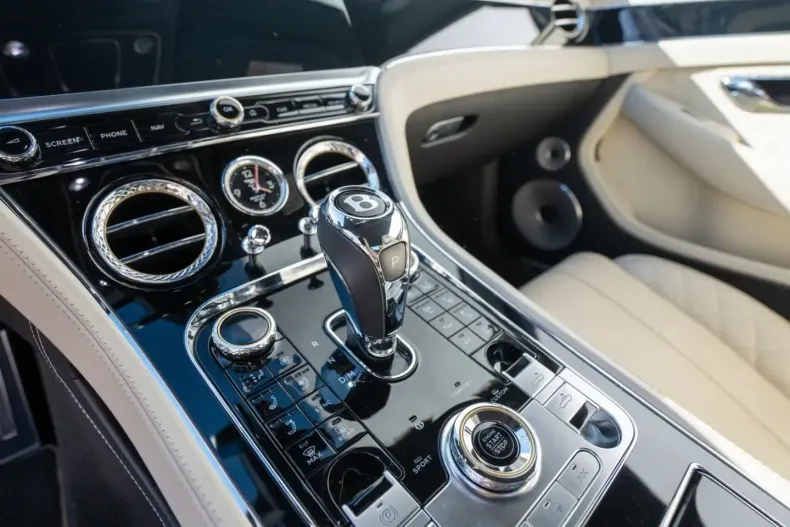 Bentley Continental GTC din 2022 cu 56.239 km - oferta BEN259039 - foto 34