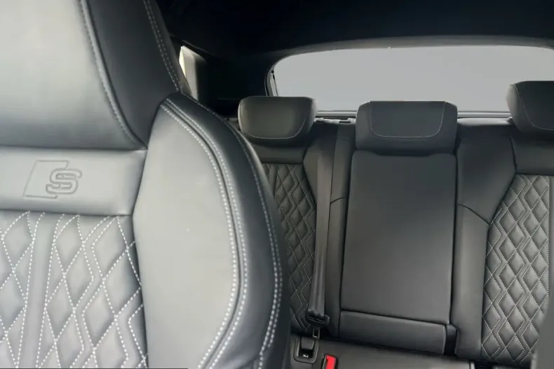 Audi A3 din 2025 cu 25.000 km - oferta AUD259045 - foto 4