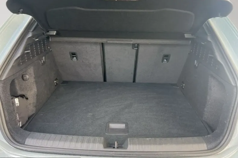 Audi A3 din 2025 cu 25.000 km - oferta AUD259045 - foto 9