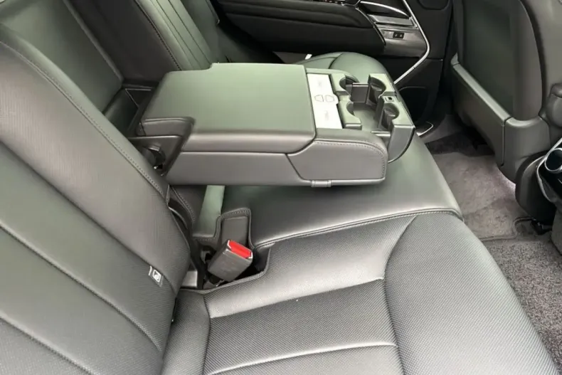 Land Rover Range Rover din 2025 cu 16.527 km - oferta LAN259047 - foto 18