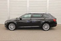Skoda Superb din 2022 cu 72.067 km - oferta SKO259048 - foto 4