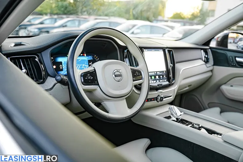 Volvo XC60 din 2022 cu 59.700 km - oferta VOL259052 - foto 13