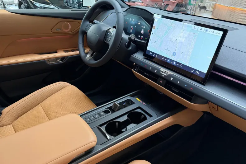 Lexus ES din 2026 cu 11 km - oferta LEX259057 - foto 9