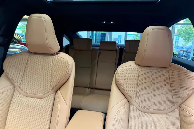 Lexus ES din 2026 cu 11 km - oferta LEX259057 - foto 13