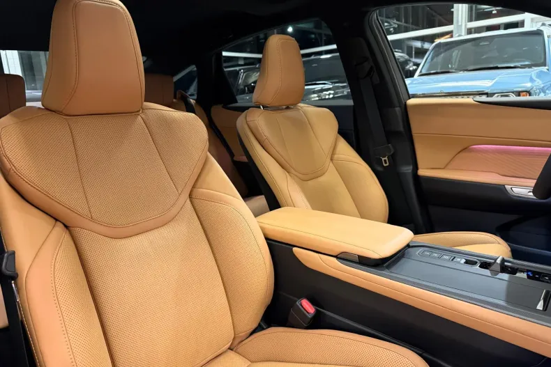 Lexus ES din 2026 cu 11 km - oferta LEX259059 - foto 15