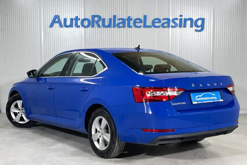Skoda Superb din 2023 cu 35.167 km - oferta SKO259067 - foto 4