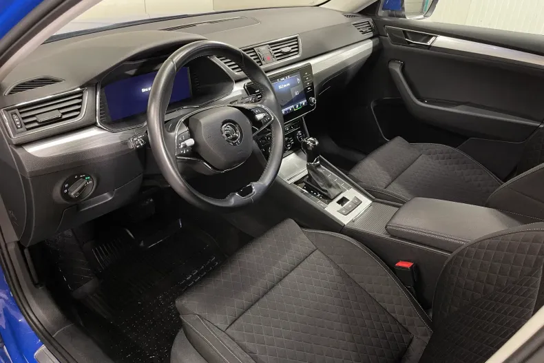 Skoda Superb din 2023 cu 35.167 km - oferta SKO259067 - foto 5