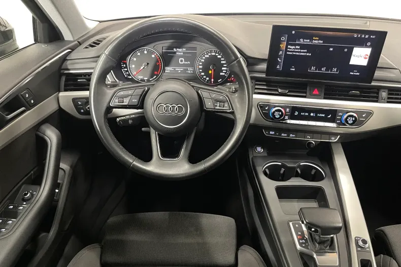Audi A4 din 2022 cu 63.994 km - oferta AUD259070 - foto 6