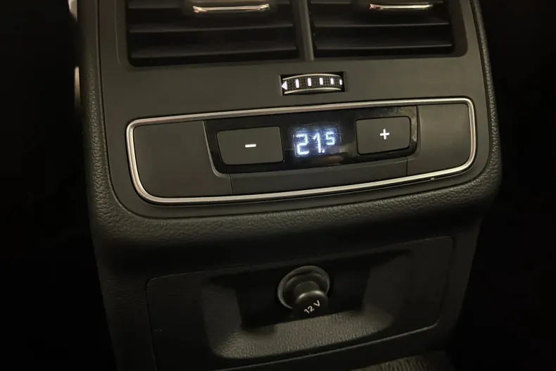 Audi A4 din 2022 cu 63.994 km - oferta AUD259070 - foto 21