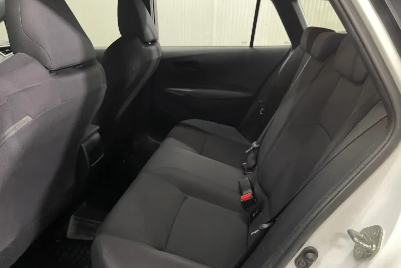 Toyota Corolla din 2022 cu 83.575 km - oferta TOY259078 - foto 11