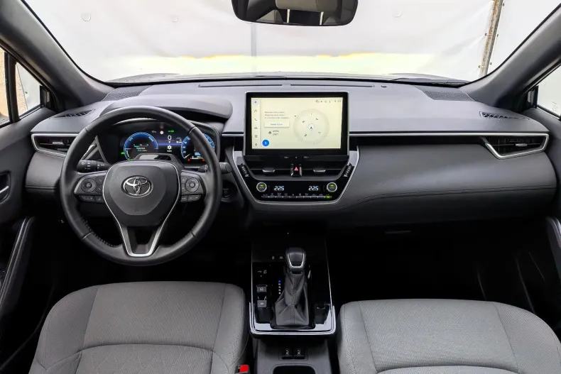 Toyota Corolla Cross din 2026 cu 5.900 km - oferta TOY259088 - foto 9