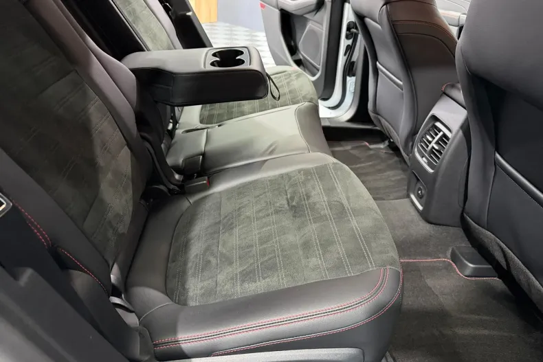 Ford Kuga din 2023 cu 54.370 km - oferta FOR259090 - foto 18