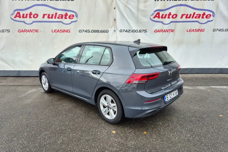 Volkswagen Golf din 2024 cu 40.202 km - oferta VOL259093 - foto 3