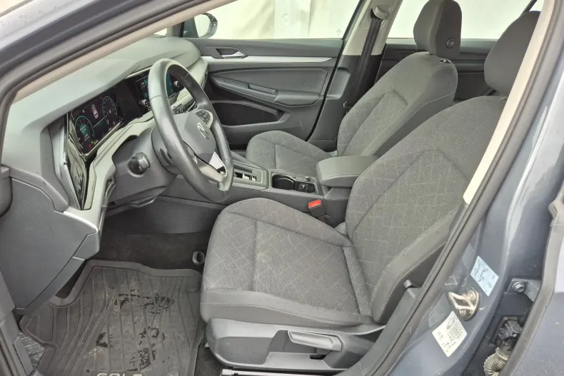 Volkswagen Golf din 2024 cu 40.202 km - oferta VOL259093 - foto 10