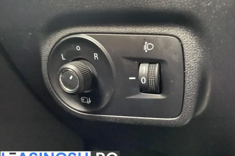 MG ZS din 2025 cu 16.185 km - oferta MG0259097 - foto 23