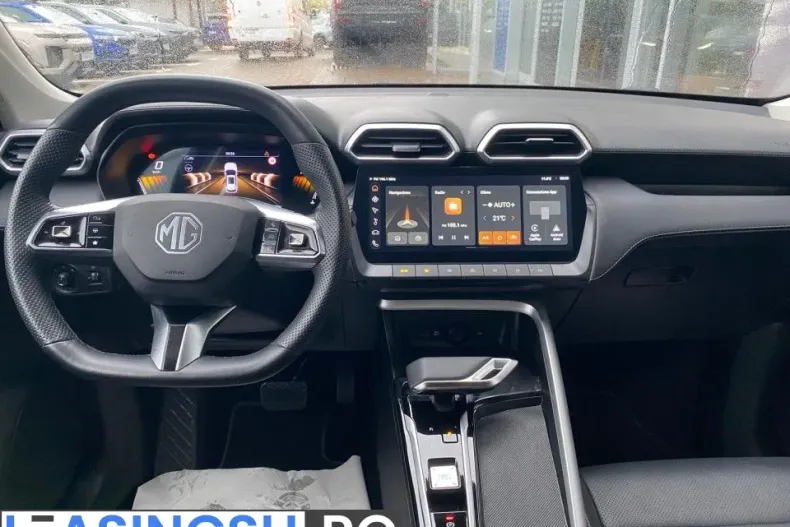 MG ZS din 2025 cu 27.086 km - oferta MG0259100 - foto 12
