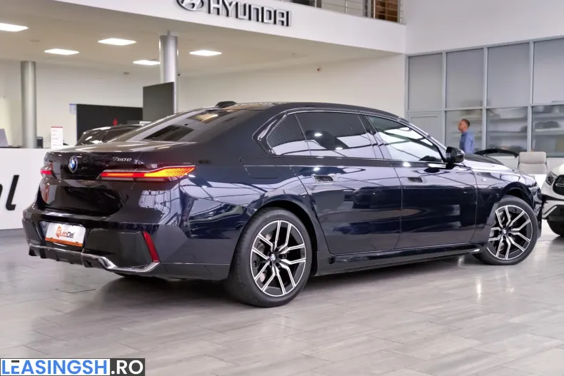 BMW 750e (Seria 7) din 2023 cu 83.069 km - oferta BMW259104 - foto 8