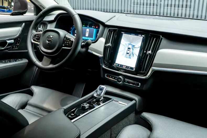 Volvo S90 din 2025 cu 19.200 km - oferta VOL259111 - foto 6