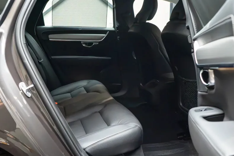 Volvo S90 din 2025 cu 19.200 km - oferta VOL259111 - foto 15