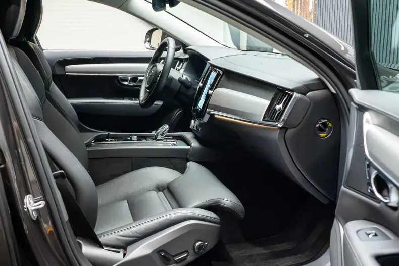 Volvo S90 din 2025 cu 19.200 km - oferta VOL259111 - foto 16