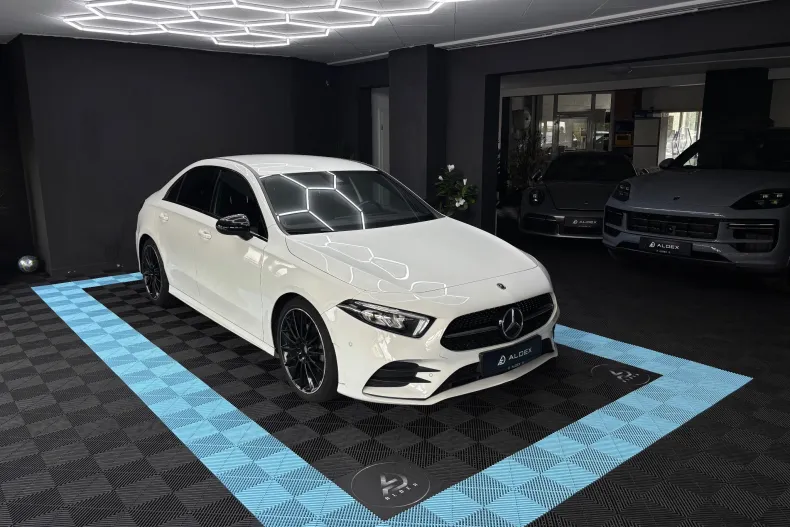 Mercedes-Benz A 200 (Clasa A) din 2022 cu 146.000 km - oferta MER259112 - foto 1