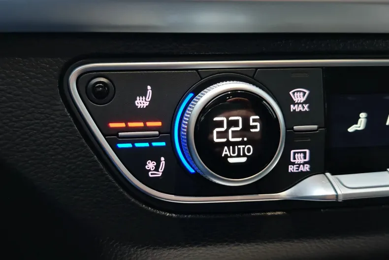 Audi Q5 din 2022 cu 80.946 km - oferta AUD259113 - foto 37
