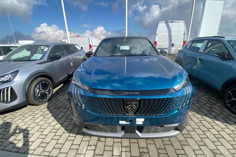 Peugeot 3008 din 2026 cu 1 km - oferta PEU259116 - foto 1