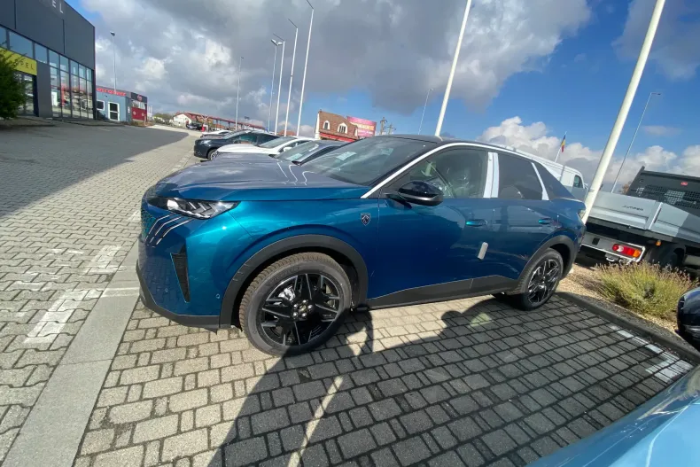 Peugeot 3008 din 2026 cu 1 km - oferta PEU259116 - foto 3