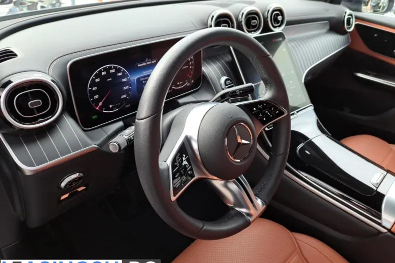 Mercedes-Benz GLC 300 (Clasa GLC) din 2024 cu 50.155 km - oferta MER259124 - foto 9