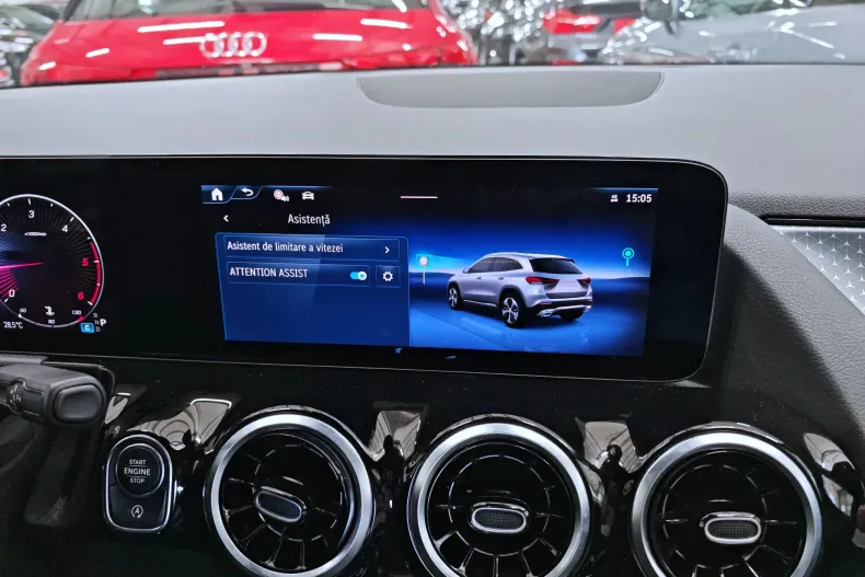 Mercedes-Benz GLA 200 (Clasa GLA) din 2024 cu 118.090 km - oferta MER259126 - foto 13
