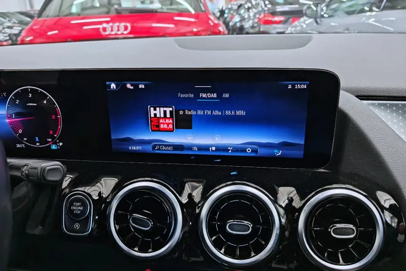 Mercedes-Benz GLA 200 (Clasa GLA) din 2024 cu 118.090 km - oferta MER259126 - foto 16