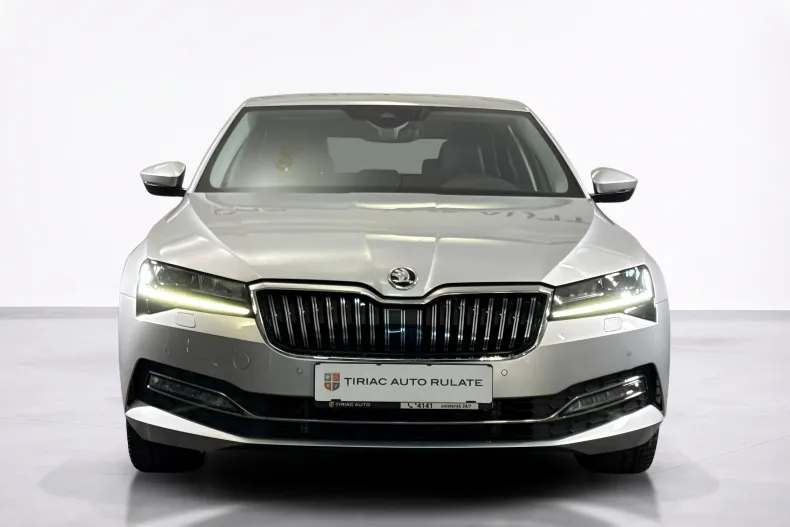 Skoda Superb din 2023 cu 83.633 km - oferta SKO259136 - foto 8