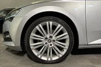 Skoda Superb din 2023 cu 83.633 km - oferta SKO259136 - foto 13
