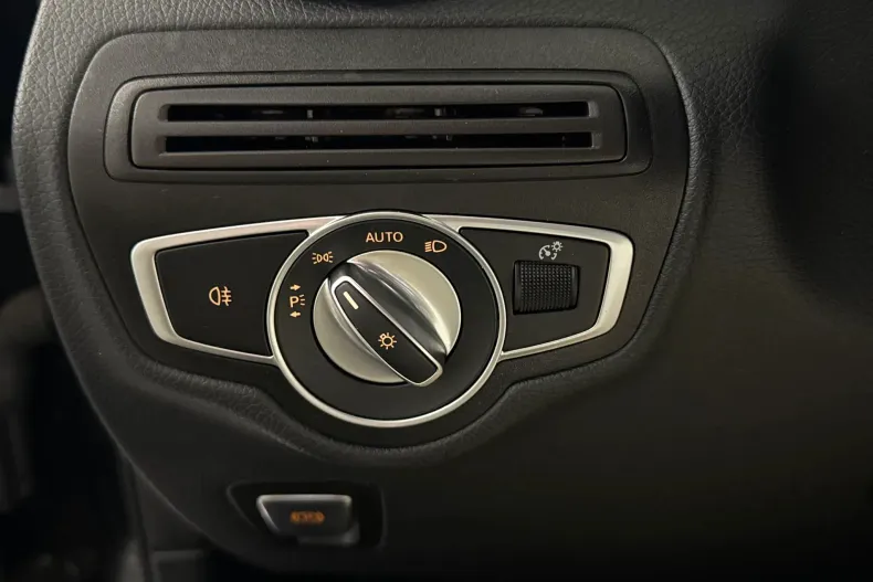 Mercedes-Benz GLC 220 (Clasa GLC) din 2021 cu 139.411 km - oferta MER259140 - foto 15