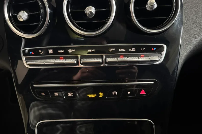 Mercedes-Benz GLC 220 (Clasa GLC) din 2021 cu 139.411 km - oferta MER259140 - foto 18