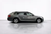 Skoda Superb din 2022 cu 99.544 km - oferta SKO259141 - foto 6
