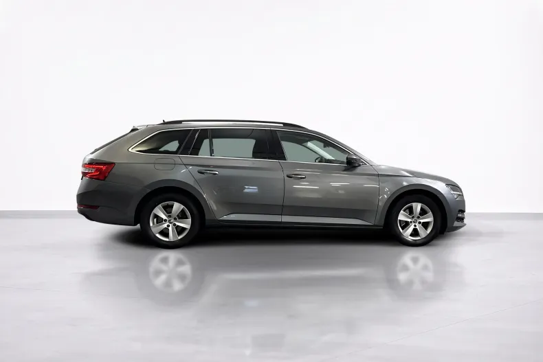 Skoda Superb din 2022 cu 99.544 km - oferta SKO259141 - foto 6