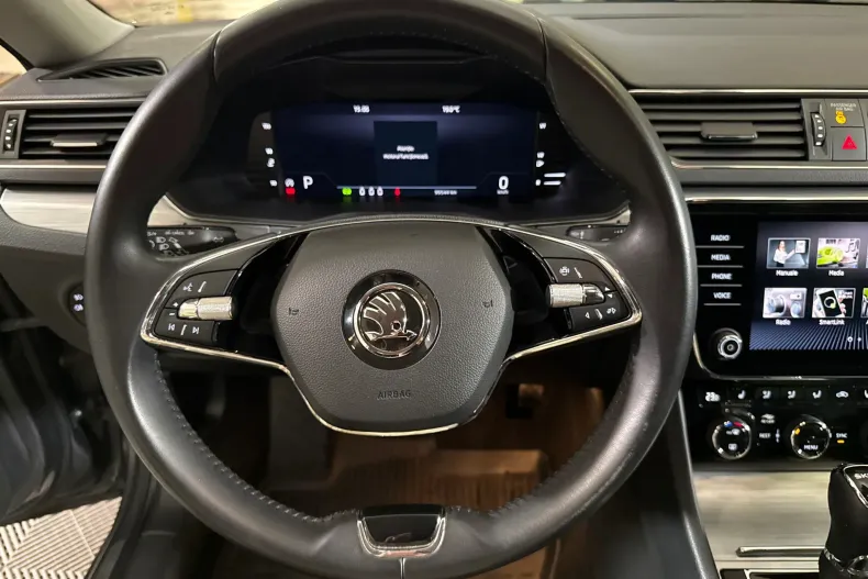Skoda Superb din 2022 cu 99.544 km - oferta SKO259141 - foto 15