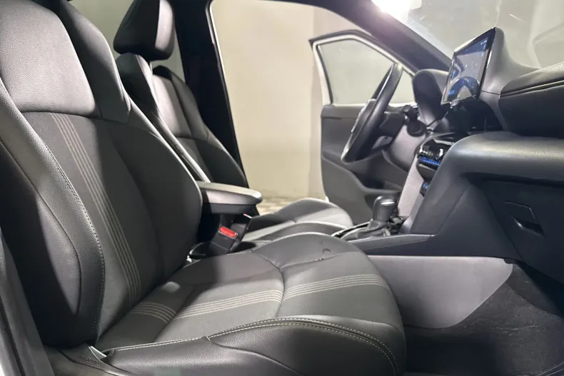 Toyota Yaris Cross din 2022 cu 34.559 km - oferta TOY259145 - foto 11