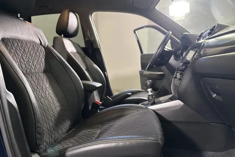 Suzuki Vitara din 2024 cu 35.427 km - oferta SUZ259147 - foto 11
