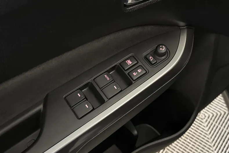 Suzuki Vitara din 2024 cu 35.427 km - oferta SUZ259147 - foto 14