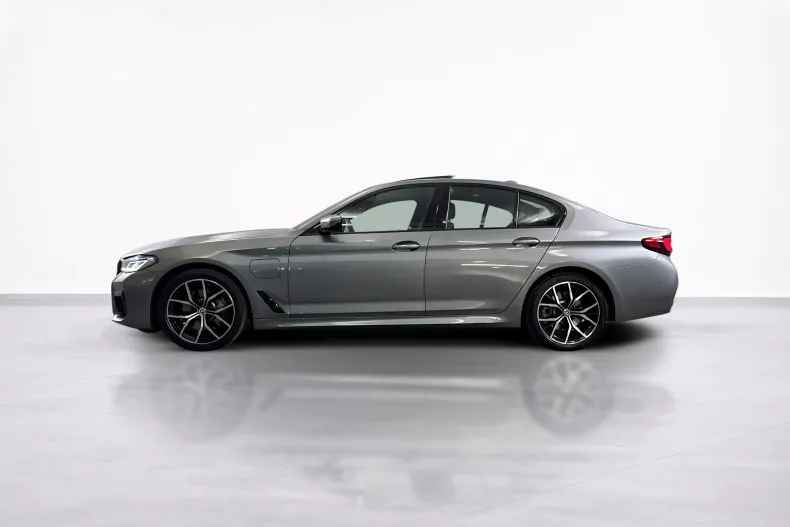 BMW 530 (Seria 5) din 2022 cu 87.694 km - oferta BMW259149 - foto 2