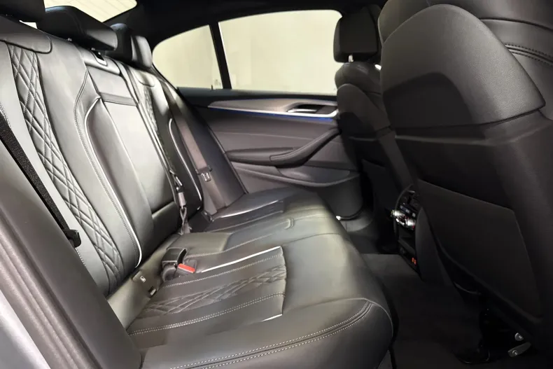 BMW 530 (Seria 5) din 2022 cu 87.694 km - oferta BMW259149 - foto 12