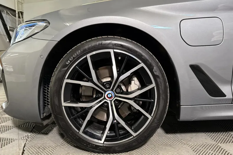 BMW 530 (Seria 5) din 2022 cu 87.694 km - oferta BMW259149 - foto 13