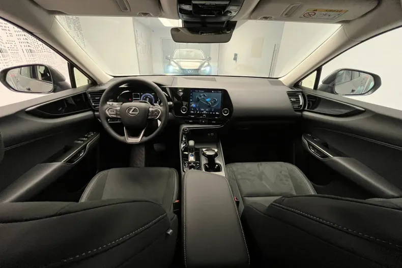 Lexus NX din 2025 cu 1 km - oferta LEX259156 - foto 13