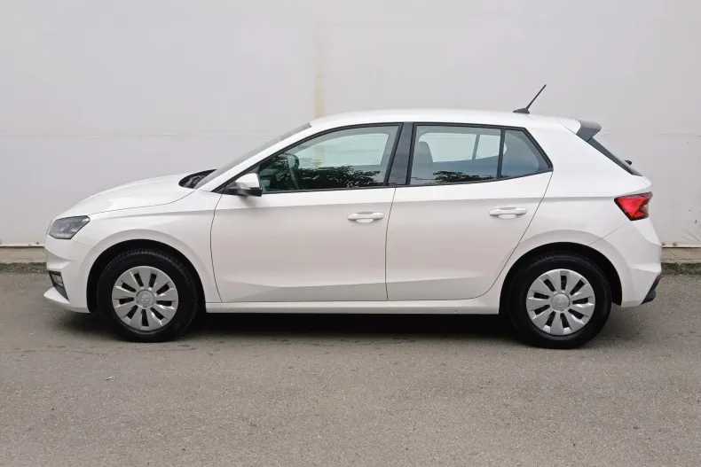 Skoda Fabia din 2025 cu 14.829 km - oferta SKO259160 - foto 3