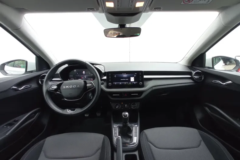 Skoda Fabia din 2025 cu 14.829 km - oferta SKO259160 - foto 18
