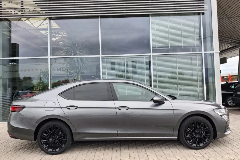Skoda Superb din 2024 cu 43.662 km - oferta SKO259163 - foto 5