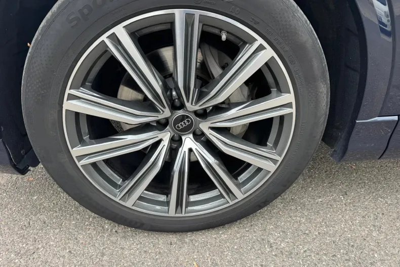 Audi Q8 din 2023 cu 63.532 km - oferta AUD259164 - foto 5